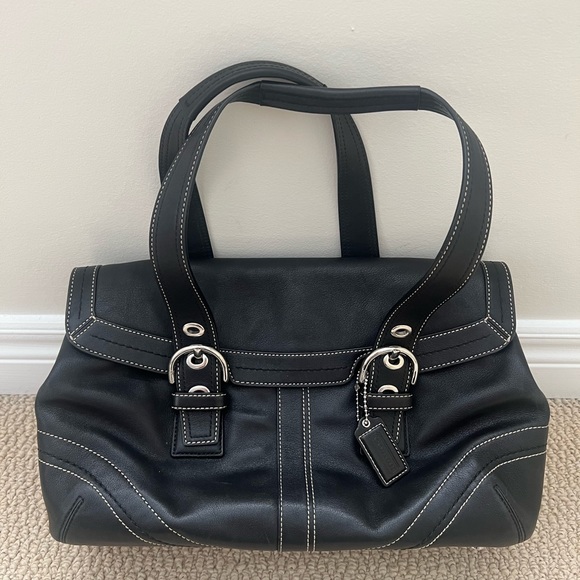 Coach leather purse - Picture 3 of 6